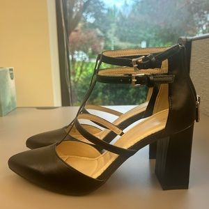 Nocerna T-Strap Pointed Toe Pump (Women)
Adrienne Vittadini